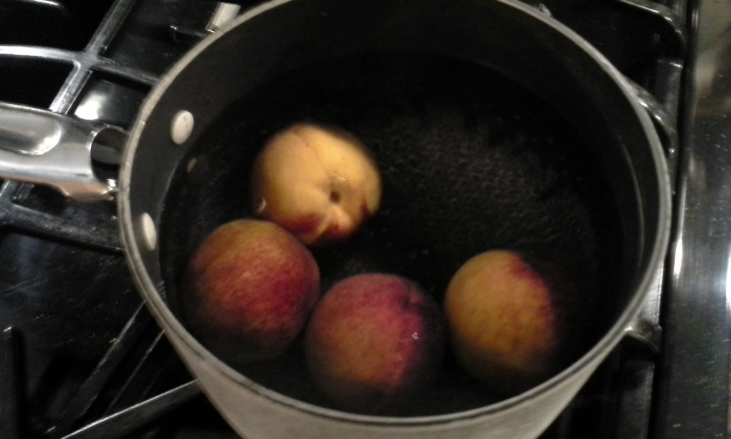 Blanching peaches